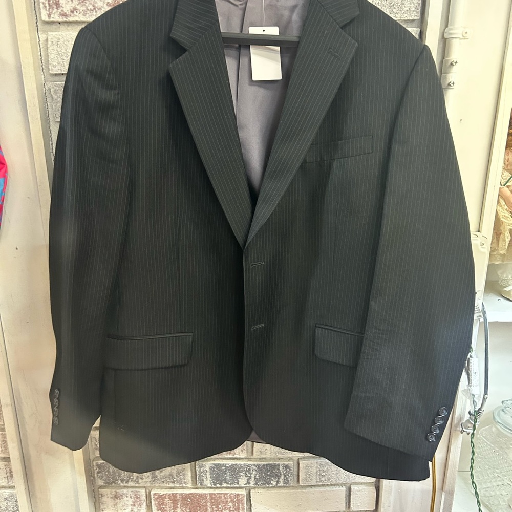 🛍️ PBM men's Size 44R black grey pin stripe Blazer Jacket
